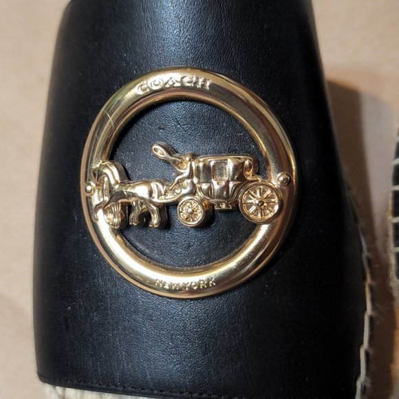 Coach Sandles - Picture 2 of 2